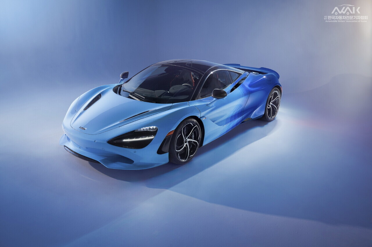 맥라렌 750S 스팩트럼