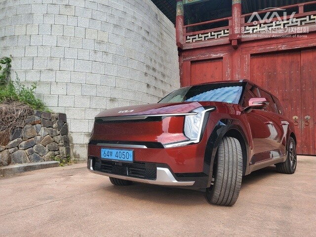 EV9