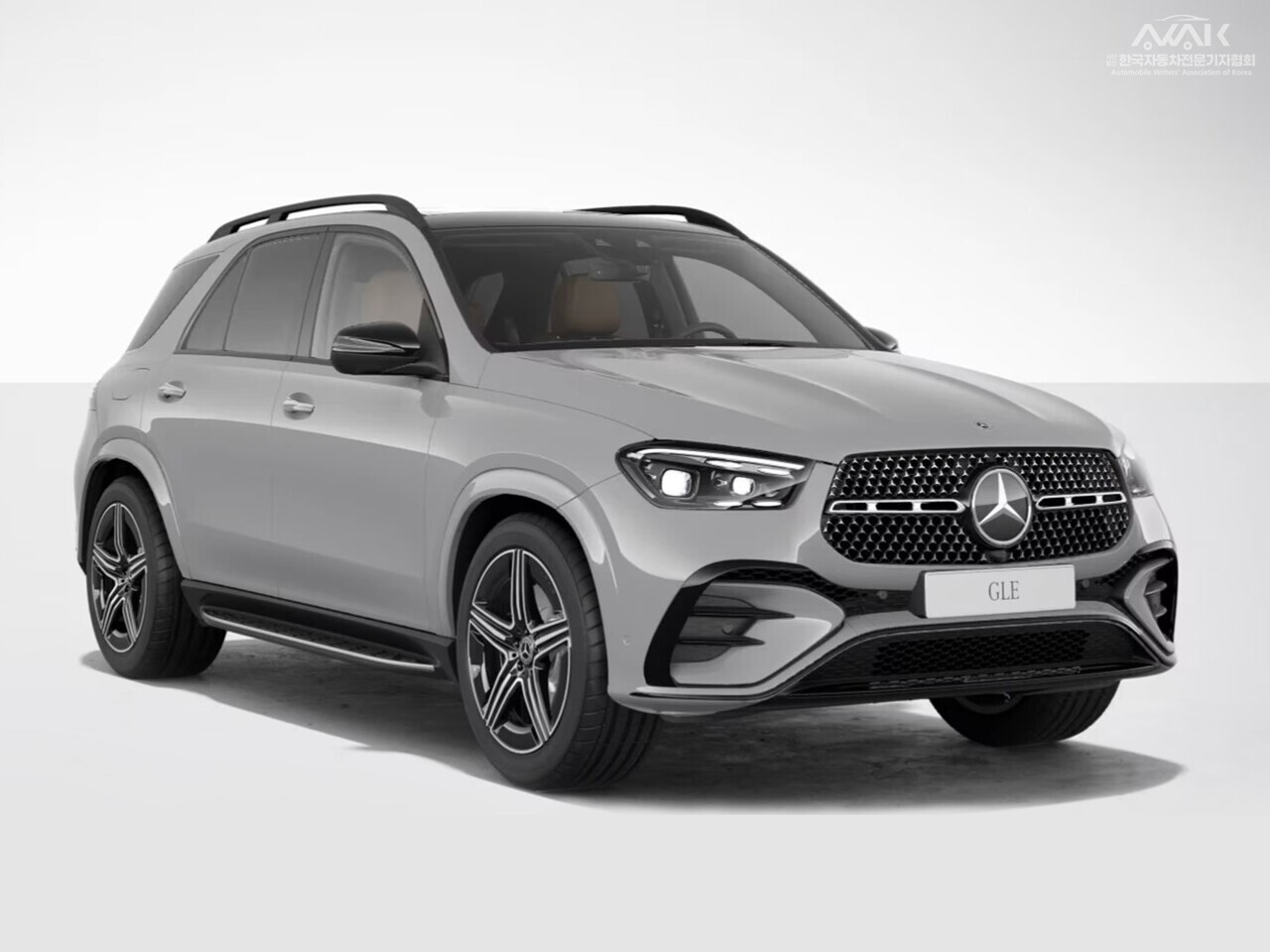 메르세데스-벤츠 GLE 450 4MATIC 온라인 스페셜 ‘마누팍투어 알파인 그레이 솔리드’