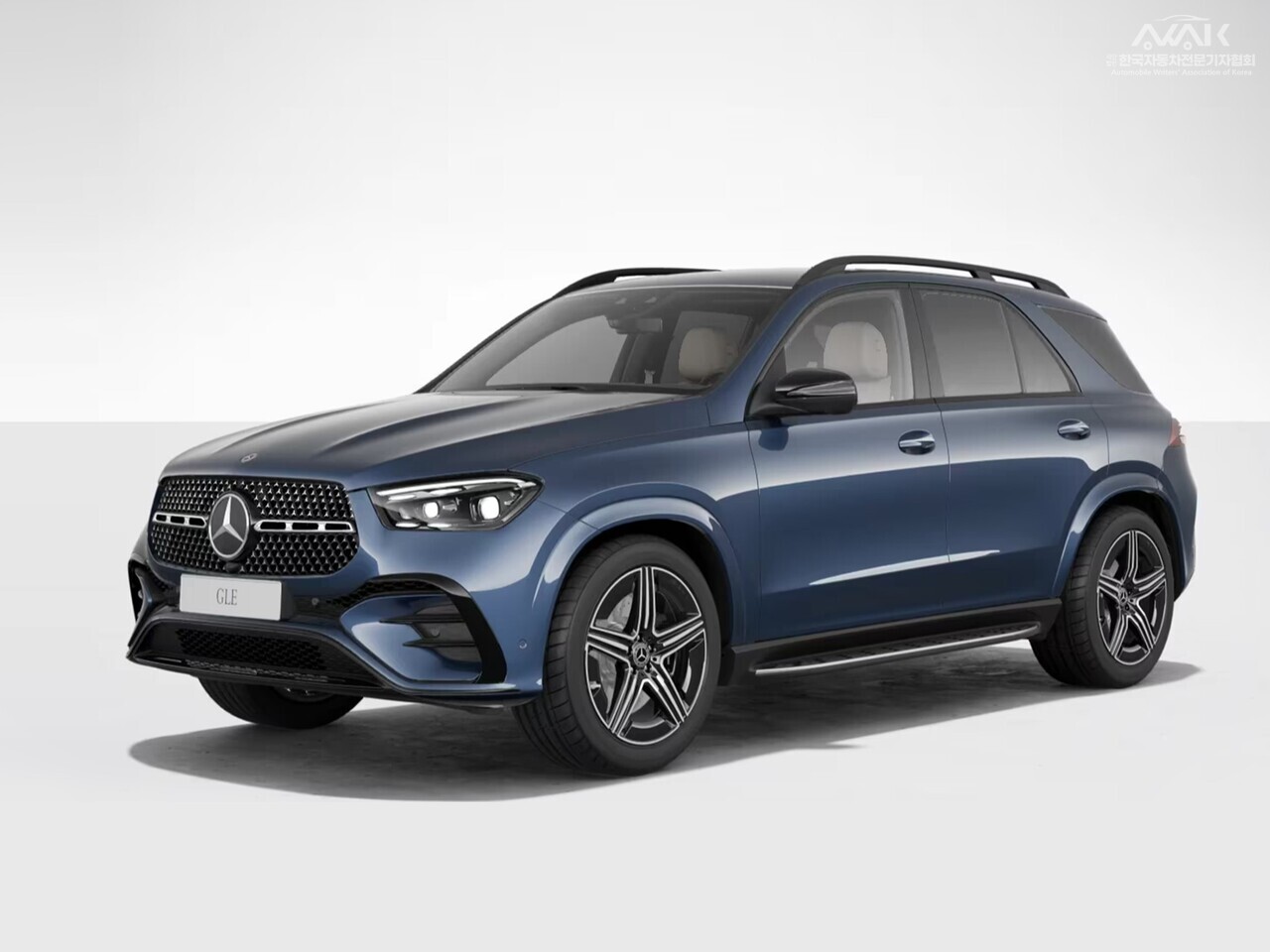 메르세데스-벤츠 GLE 450 4MATIC 온라인 스페셜 ‘소달라이트 블루’