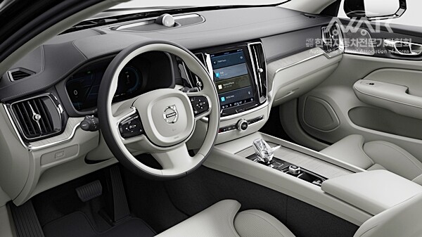 볼보 S60 다크 에디션(Dark Edition)