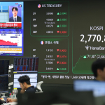 이스라엘, 이란 공습에…금융시장 ‘전쟁 공포’ 흔들