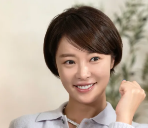 황정음, 43억 횡령 전액 변제 “세무 지식 부족, 깊이 반성”