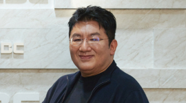 방시혁, 하이브 상장 앞두고 ‘4000억 이면계약’ 의혹…금감원, 사기적 부정거래 조사 착수