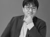 방시혁  '이면계약 의혹'에 하이브 주가 3% 급락