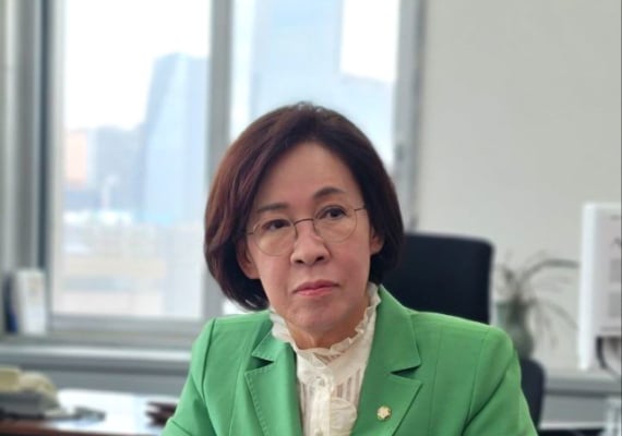 이인선 