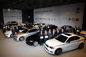 BMW, 자동차 관련 학교에 연구용 차량 15대 기증