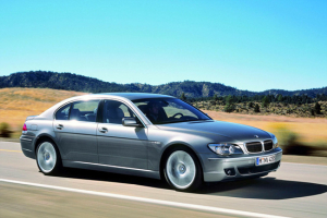 BMW, 구형 7시리즈 리프레쉬 캠페인 실시