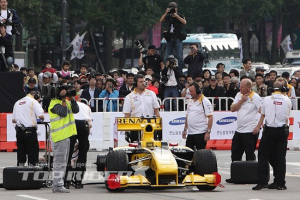 F1 머신 엔진음이 들려주는 애국가