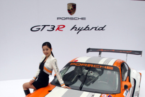 포르쉐 911 GT3 R 하이브리드 공개