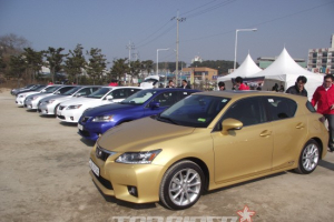 [시승기]렉서스 CT200h…하이브리드 뛰어넘나