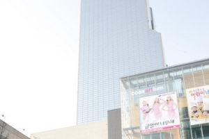 [포토] 코엑스에 나타난 ‘시보레 카마로’