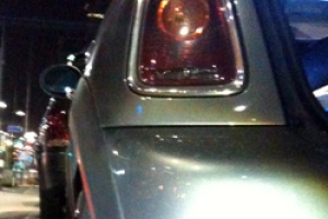 BMW 미니 주행 중 폭삭…AS센터 