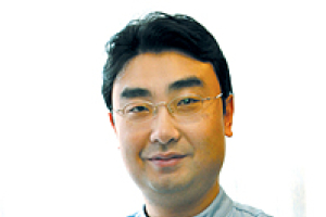 입꼬리, 입매 성형으로 신민아 같은 <동안>에 도전해볼까?