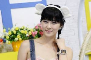 [포토] 레이싱모델 주은실, 겉옷인지 속옷인지