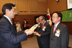 불스원, 서울시 환경상 수상