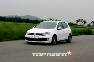 [시승기] 골프 GTI, 재미를 추구한 드라이빙머신