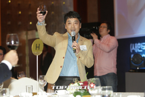 [포토] 이재우 감독 “모터스포츠의 발전을 위해 건배”