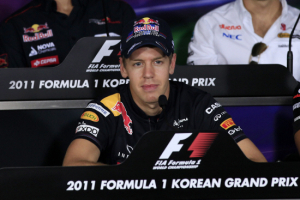 F1 레드불 페텔, '훼미리마트' 입고 달린 사연은?
