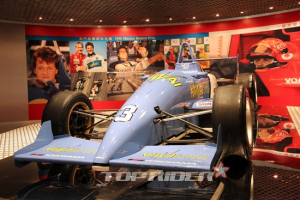 'F1의 전설' 미하엘슈마허의 손때 묻은 차를 만나다