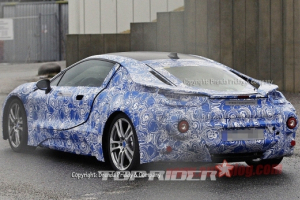 '미션 임파서블'의 슈퍼카 BMW i8…'스파이샷' 못 피했네