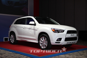 미쓰비시의 소형 SUV ‘RVR‘…작지만 안전성 최고