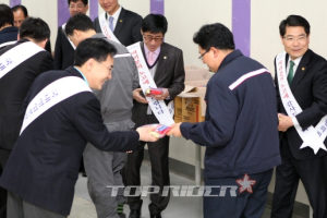 쌍용차 대리점협의회, 평택공장 격려 방문