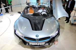 BMW 디자인 총괄, 반호이동크…“i8은 매우 환상적인 차”