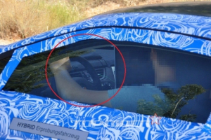 BMW i8 실내 디자인 목격돼…콘셉트카와는 다른 느낌