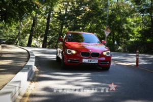 [시승기] BMW 1시리즈 해치백…“자비는 없다”