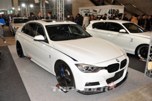 [도쿄오토살롱] BMW 3시리즈, 튜닝 업체가 손대니…