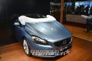 볼보 V40, 서울모터쇼서 공개 후 출시…가격은?