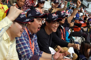 인피니티, F1 현장서 팀 우승기원 열띤 응원전 지원