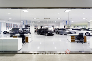 BMW, 장한평 프리미엄 인증중고차 전시장 오픈