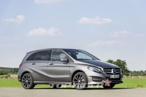 [파리모터쇼] 페이스리프트된 B-Class 최초 공개