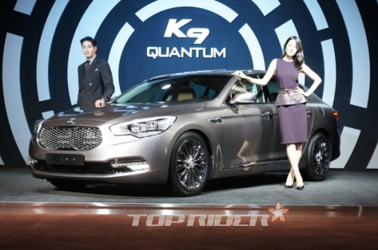 5.0L 엔진을 탑재한 K9 퀀텀 K9 3.8L  VIP와 차이점은?