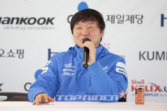 인제 레이싱 김정수 감독, 