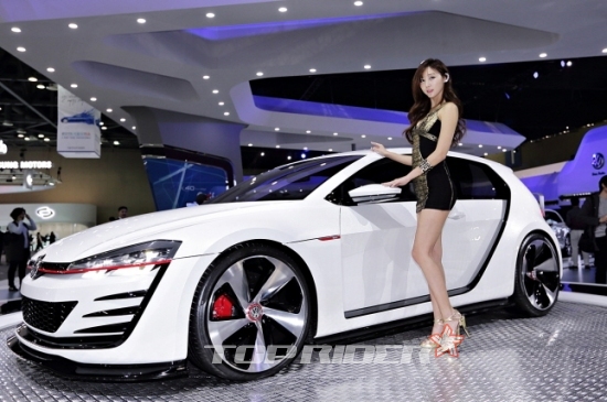 [서울모터쇼] 폭스바겐, 순수한 레이스의 열정 '디자인 비전 GTI 콘셉트'