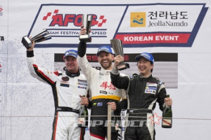 팀 포르쉐 코리아, 최명길 선수 3위로 포디움 차지