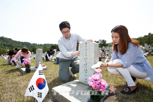 금호타이어, 현충원 묘역 정화활동