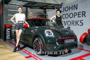 뉴 MINI JCW 출시..4,890만원