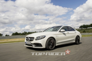The New Mercedes-AMG C 63 S Edition 1 출시