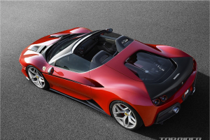 페라리, 10대 한정판 J50 공개..488 베이스