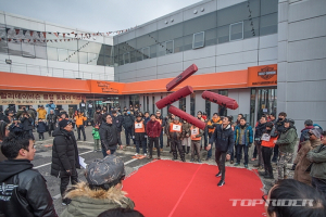 할리데이비슨 가족이 새해 겨울을 보내는 방법