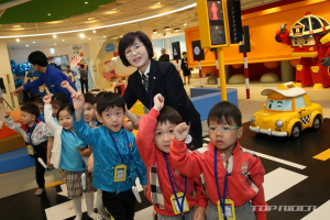 현대차, 일산 전시장에 '폴리 교통안전 놀이터' 개관