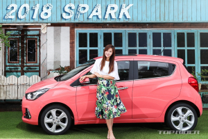 쉐보레, 2018년형 스파크 가격 인하..핑크 추가