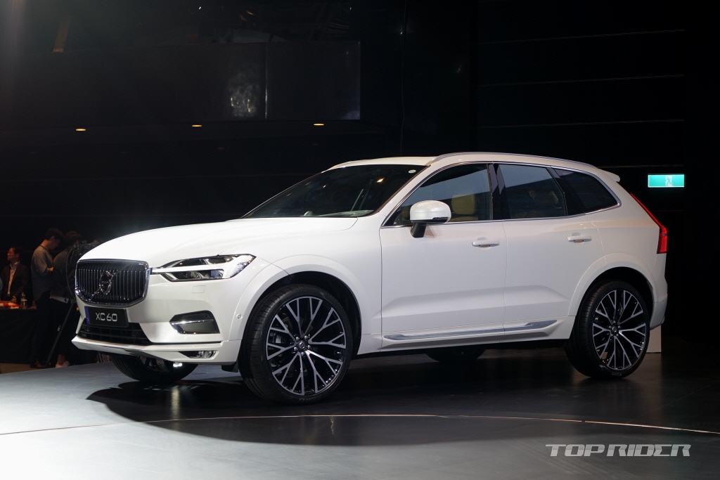 볼보 XC60, 벤츠 GLC 보다 앞서는 5가지 강점