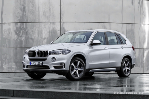 BMW, X5 PHEV 등 i퍼포먼스 3종 국내 출시