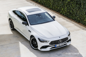 벤츠, AMG GT 4도어 쿠페 공개..파나메라 겨냥