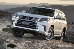 렉서스가 8기통 디젤엔진을? 렉서스 LX 450d